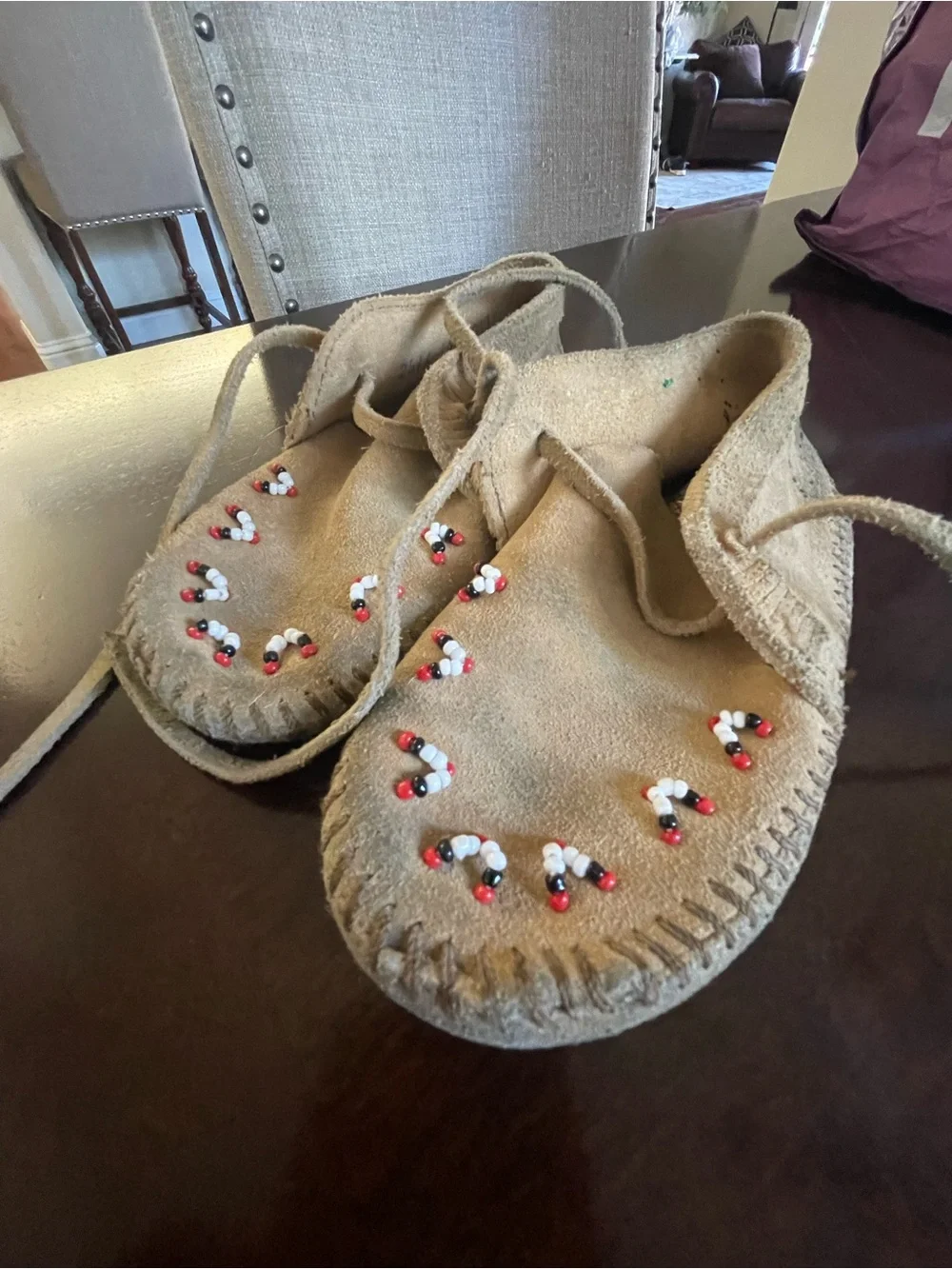 VINTAGE Kids Size 10 Minnetonka Tan Suede Beaded Moccasin with Leather Soles